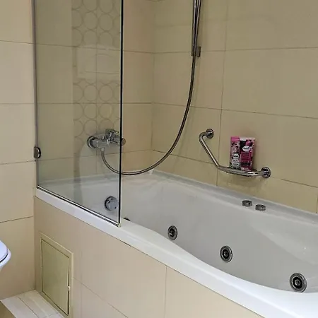 Nocleg ze śniadaniem Rin Grand 1 4*